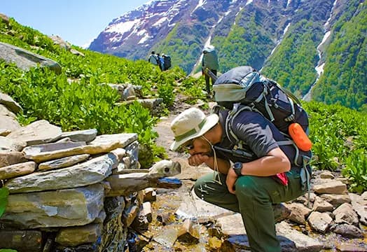 Hydration Can Make or Break Your Trek: Trek Leader’s Tips for Every Season