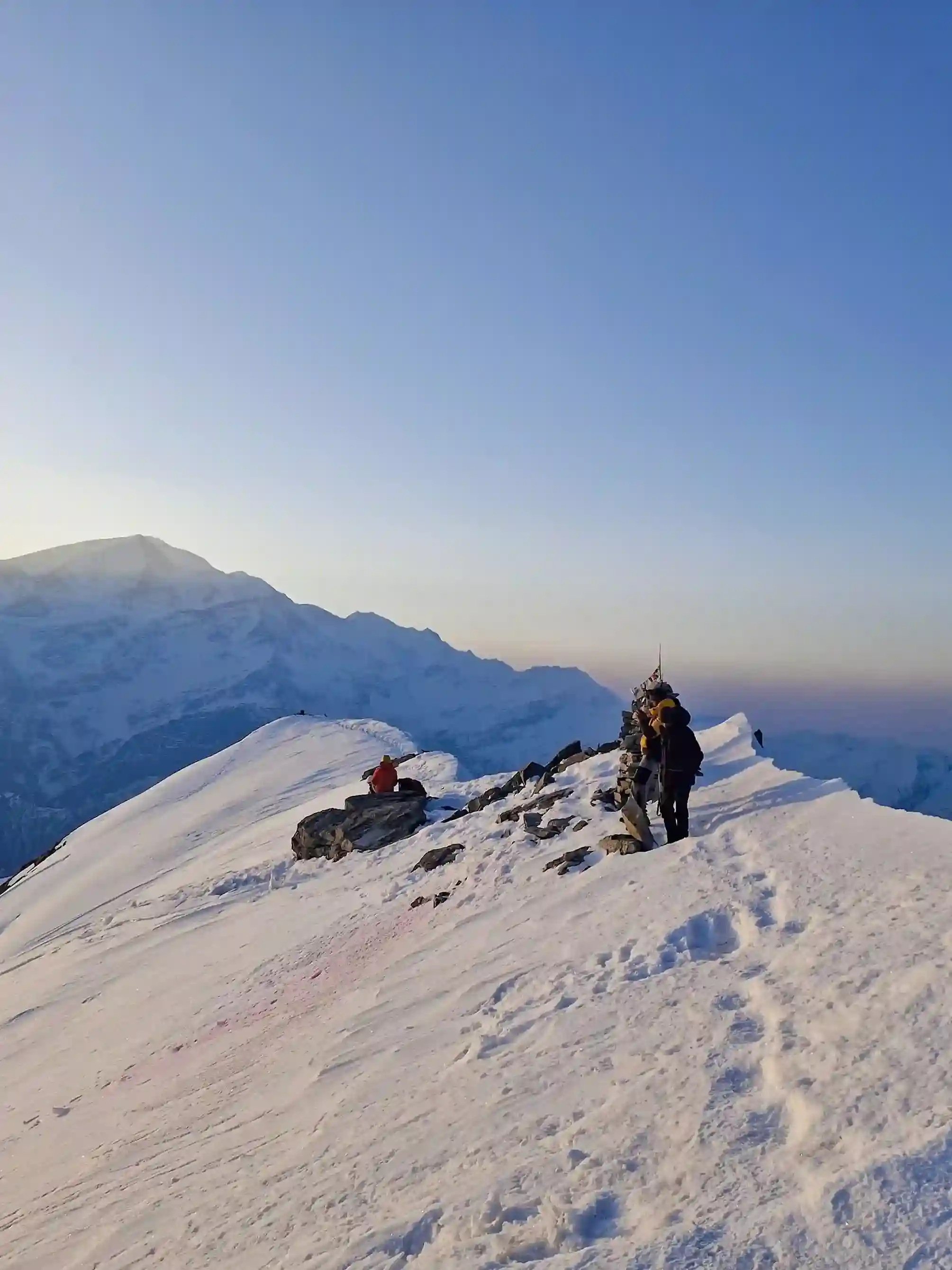 Pangarchulla Peak Trek