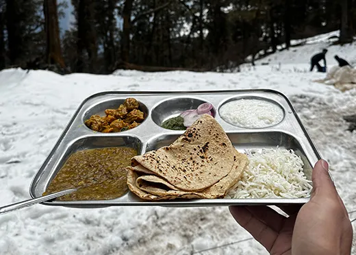 High Nutrition Food and Comfortable Tent Ambience