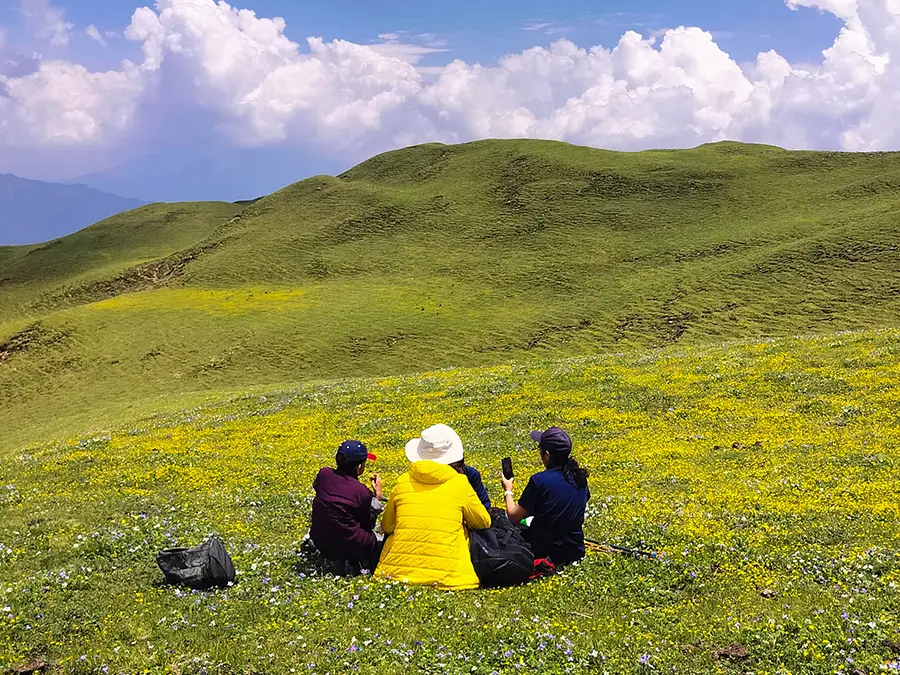 Dayara Bugyal Trek Summer Camp