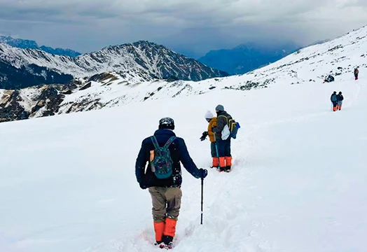 19th February Weather Update: Light snowfall has graced the Brahmatal region