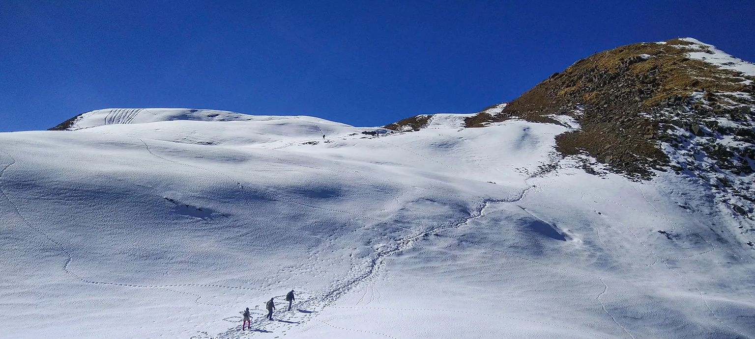 Dayara Bugyal Trek