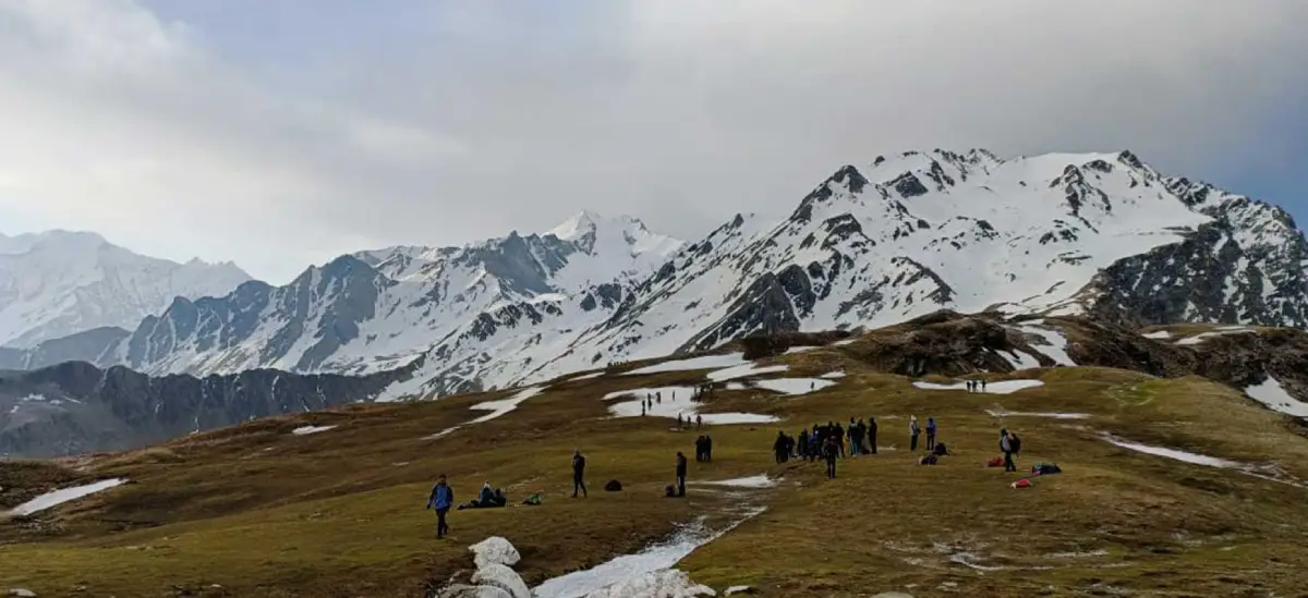 sar pass trek