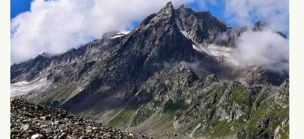 Hampta Pass Trek