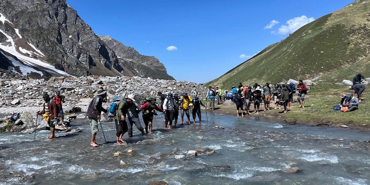 buran ghati pass trek