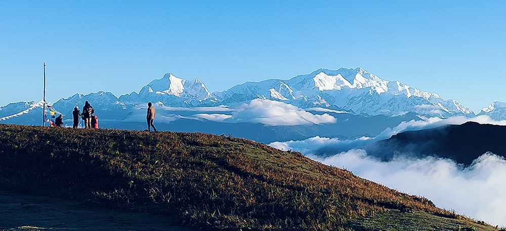 https://trekthehimalayas.com/images/HomePageImages/Desktop/5f79de8f-5e2e-4ee0-b038-ec450ad2abd1_DAY-5%20%281%29.webp