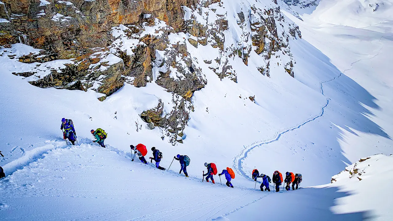 Trekkers are climbing to final push of rupin pass