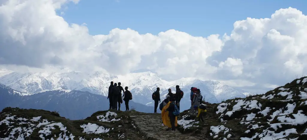 dayara bugyal trek