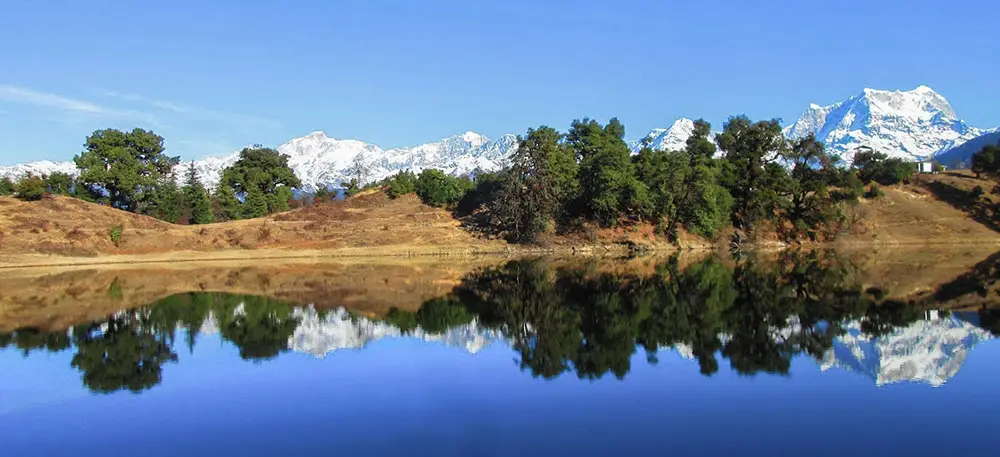 Why is Tungnath, Chandrashila with Deoriatal Visiting Trip?