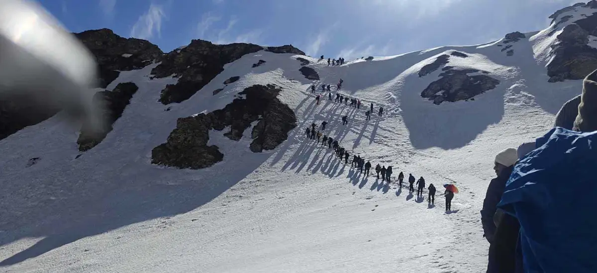 sar pass trek