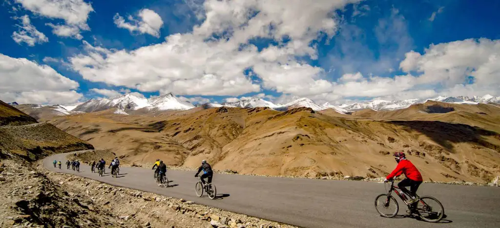 Manali - Leh (Khardungla) Cycling Expedition
