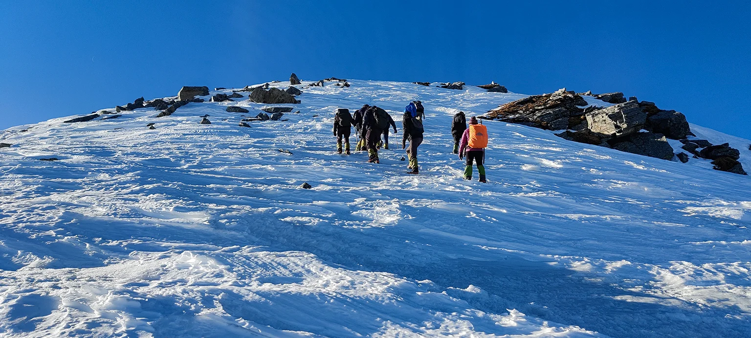 Pangarchulla Peak Trek